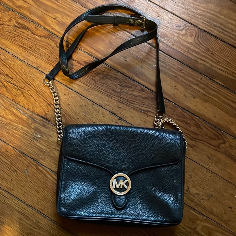 Michael kors black purse